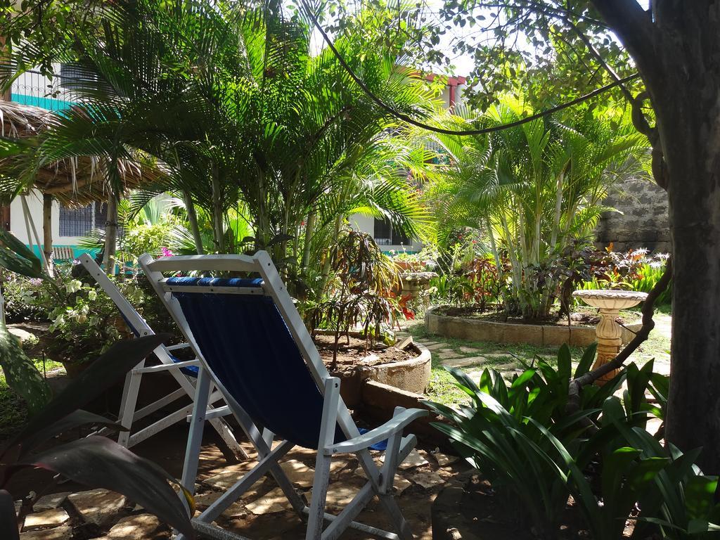 Harvest House Nicaragua Hotel León Exterior foto